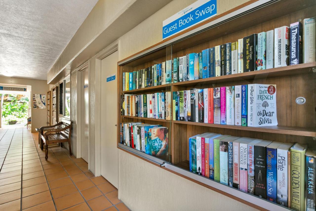 Port Douglas Apartments - Adults Only Oasis Екстер'єр фото