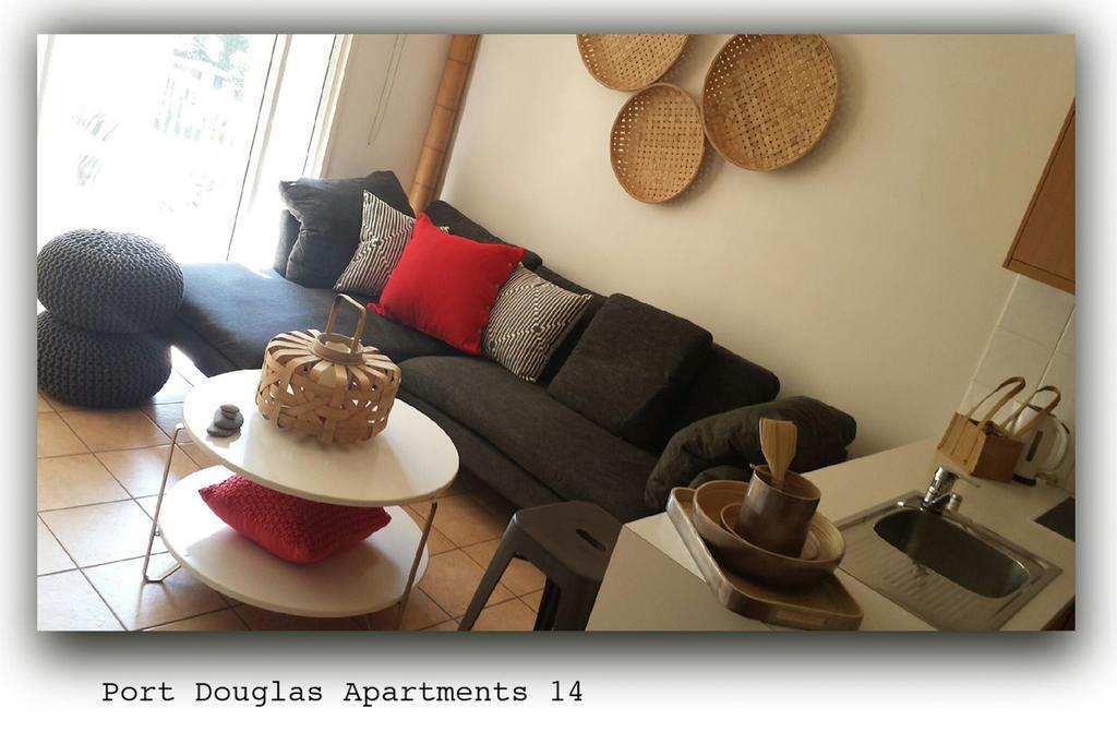 Port Douglas Apartments - Adults Only Oasis Екстер'єр фото